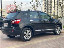 نيسان قاشقاي